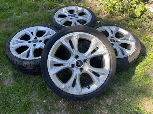 Ford fiesta line mk8 - fiesta,