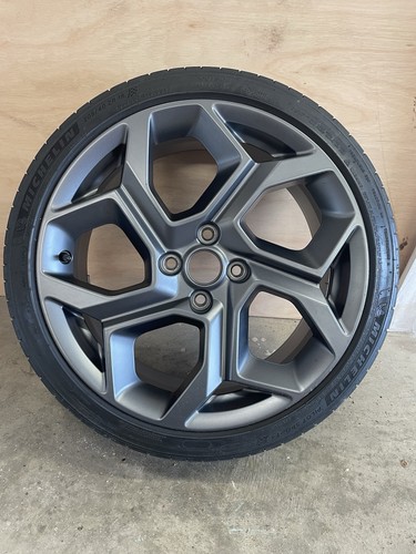Fiesta st3 mk8 alloy - 18”,